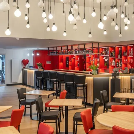 Otel Le M & Honfleur