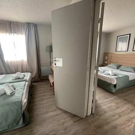 Otel Le M & Honfleur