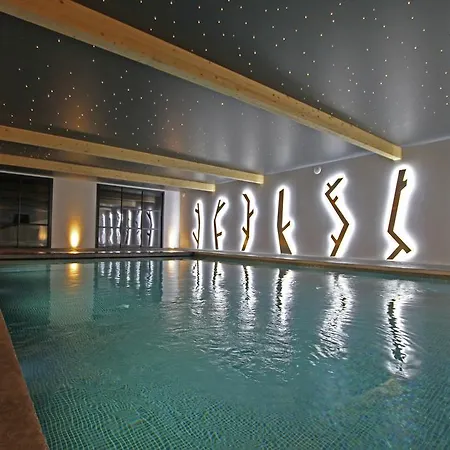 Le M & Otel 3*