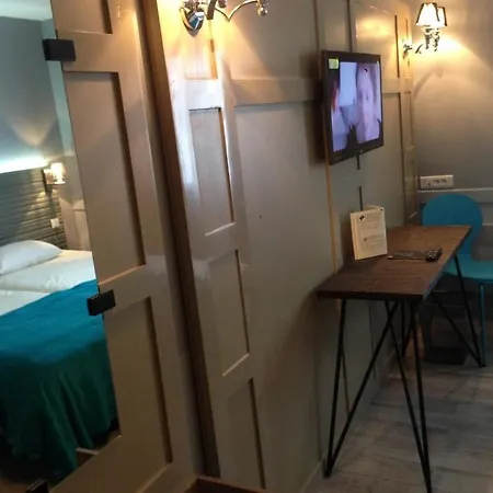 Le M & 3* Honfleur